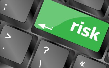 risk yönetimi klavye anahtar gösteren iş sigorta kavramı. Klavye tuşları simgesi düğmesini vektör