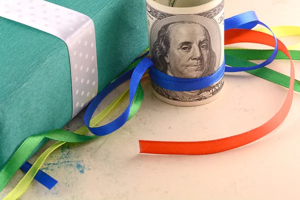American money dollars and green gift box — Stock Photo, Image
