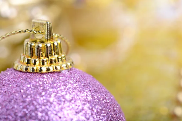 Fundo de Natal com bugigangas e bokeh beleza, conceito de ano novo, close-up — Fotografia de Stock