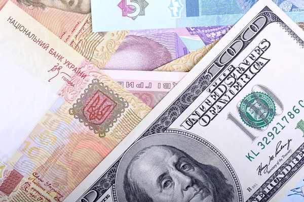 Украинская гривна и американские доллары — стоковое фото