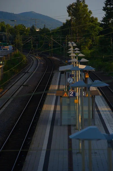 Railway station on a background of mountains. — Stock Photo, Image