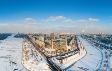 Dinyeper nehri ve Rusanovka bölgesi. Kiev.
