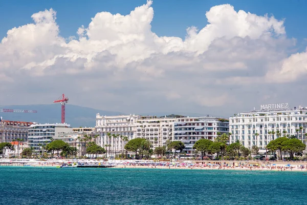 Embankment Cannes Backdrop Clouds Summer France — Stock Photo, Image