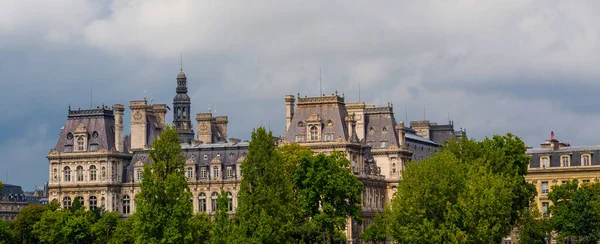 Arquitetura Paris Verão Contra Céu Azul — Fotografia de Stock