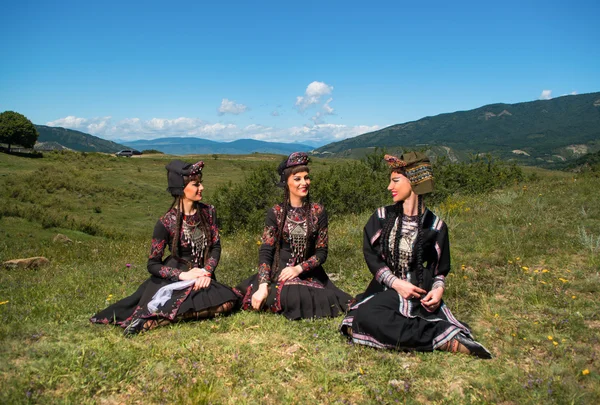 Nationales Gesangs- und Tanzensemble georgia erisioni — Stockfoto