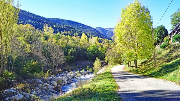 Rzeka Garona Vielha Valle Aran Listopada 2017 Lleida Catalunya Hiszpania — Zdjęcie stockowe
