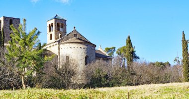 Sant Fruitos ve Sant Benet del Bages manastırı, 12: 15. ; 25 de Agosto de 2018; Barcelona, Katalunya, İspanya, Avrupa