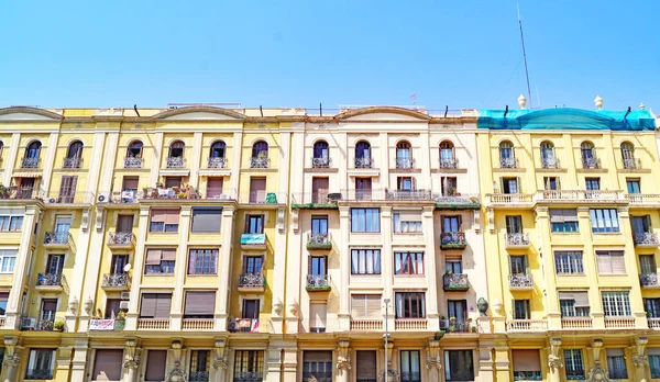 Edificio Fachadas Barcelona Julio 2020 Cataluña España Europa —  Fotos de Stock