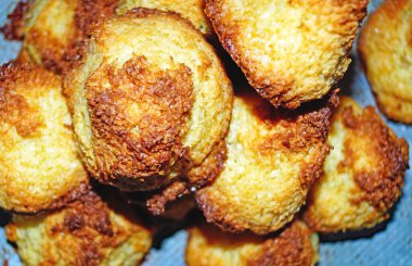 Hindistan cevizli kurabiyeler.