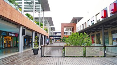 Barcelona Alışveriş Merkezi, 12: 25; 15 Mayıs 2018; Katalunya, İspanya, Avrupa