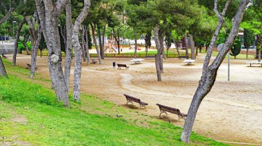 Barcelona 'daki La Maquinista Park manzarası; 13: 45; 17 Mayıs 2018; Barcelona, Katalunya, İspanya, Avrupa
