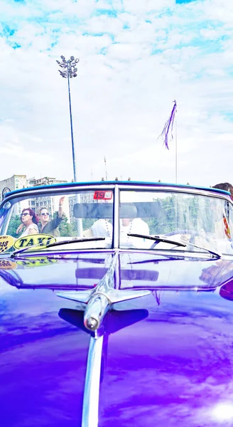 Классические Автомобили Кубы — стоковое фото