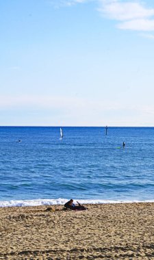 Barselona 'daki La Nova Icaria plajı, Katalunya, İspanya, Avrupa