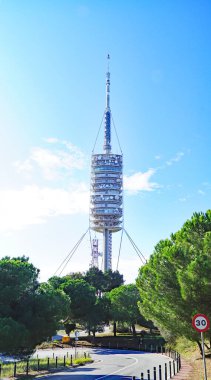 Collserola, Barcelona, Catalunya, İspanya, Avrupa Doğal Parkı 'ndaki Telekomünikasyon Kulesi