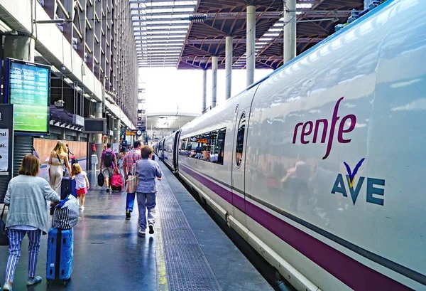 Train Ave Gare Atocha Madrid Espagne Europe — Photo