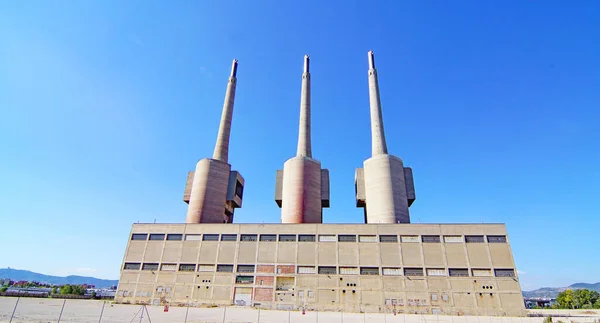 Old Thermal Power Plant Three Chimneys Sant Adria Del Besos — Stock Fotó