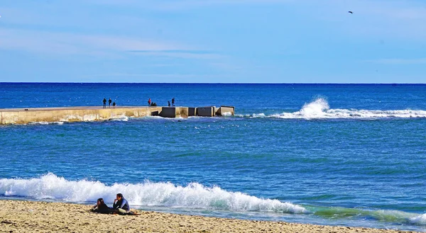 巴塞罗那的La Nova Icaria海滩 西班牙 加泰罗尼亚 — 图库照片