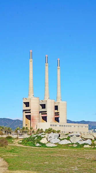 Gamla Värmekraftverk Tre Skorstenarna Sant Adria Del Besos Barcelona Catalunya — Stockfoto