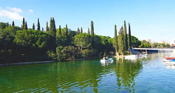 Parcul Catalunya Grădinile Peisagistice Urbane Arhitectura Modernă Sabadell Barcelona Catalunya — Fotografie, imagine de stoc