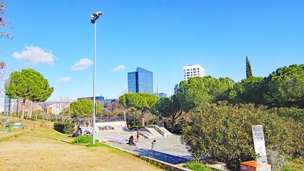 Parque Catalunya Paisaje Urbano Jardines Arquitectura Moderna Sabadell Barcelona Cataluña — Foto de Stock