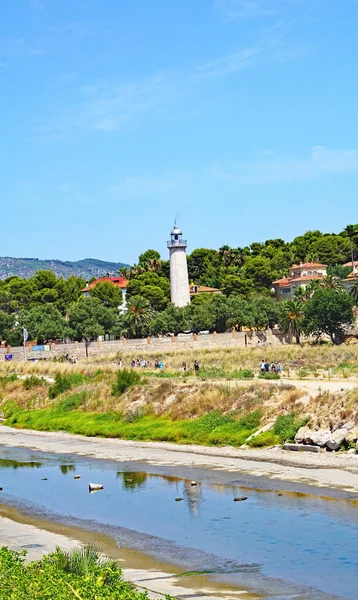 Vista Del Puerto Playa Con Faro Fondo Villanueva Geltru Vilanova — Stok fotoğraf