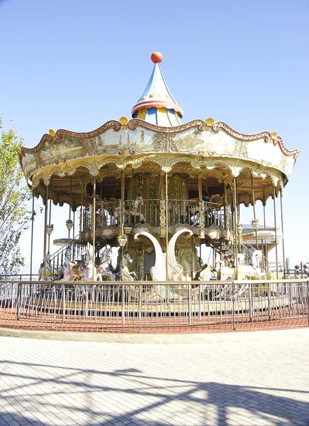 Carrusel en el Tibidabo — Foto de Stock