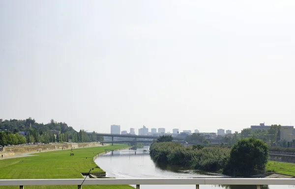 Panoramatické říčního parku Besos — Stock fotografie