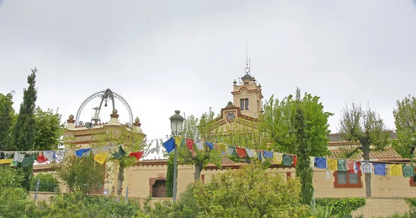 Buddhistiska kloster i El Garraf — Stockfoto