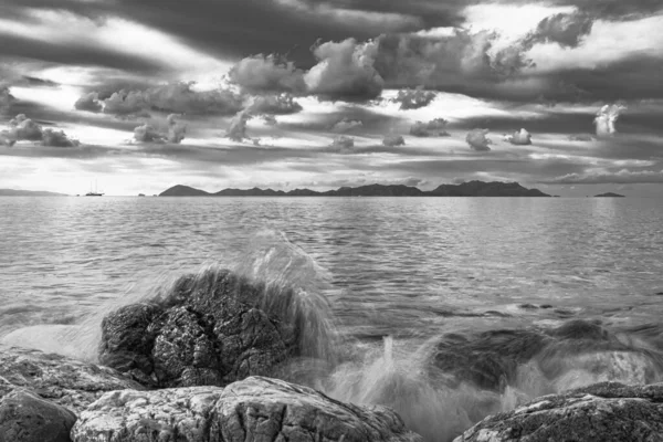 La isla Rodas de Datca la península. Mar Egeo, Turquía. —  Fotos de Stock