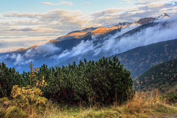 Polonya Tatras gün batımı