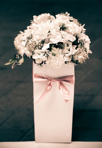 Fiori bianchi decorazioni nuziali — Foto Stock