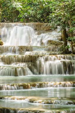 Huay Mae Khamin şelale Milli Parkı, Tayland.