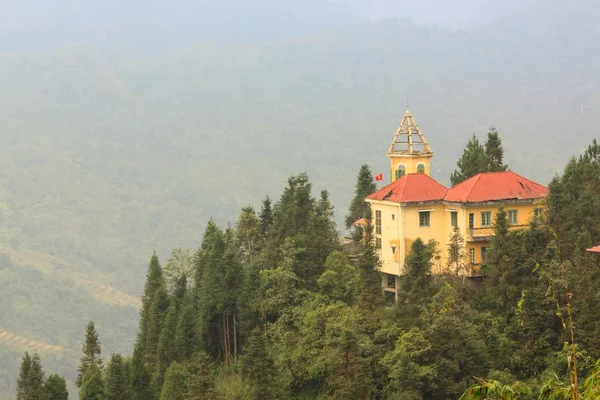 Старі будівлі в місті Sapa, В'єтнам. — стокове фото