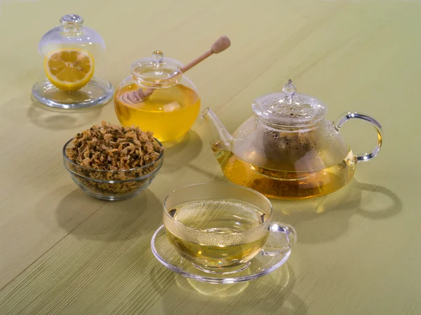 Tea of an acacia and honey — Stock Photo, Image