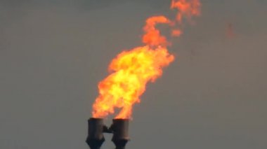 Metalürji fabrikalarında yanan ateş