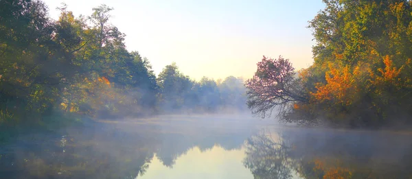 Fiume — Foto Stock