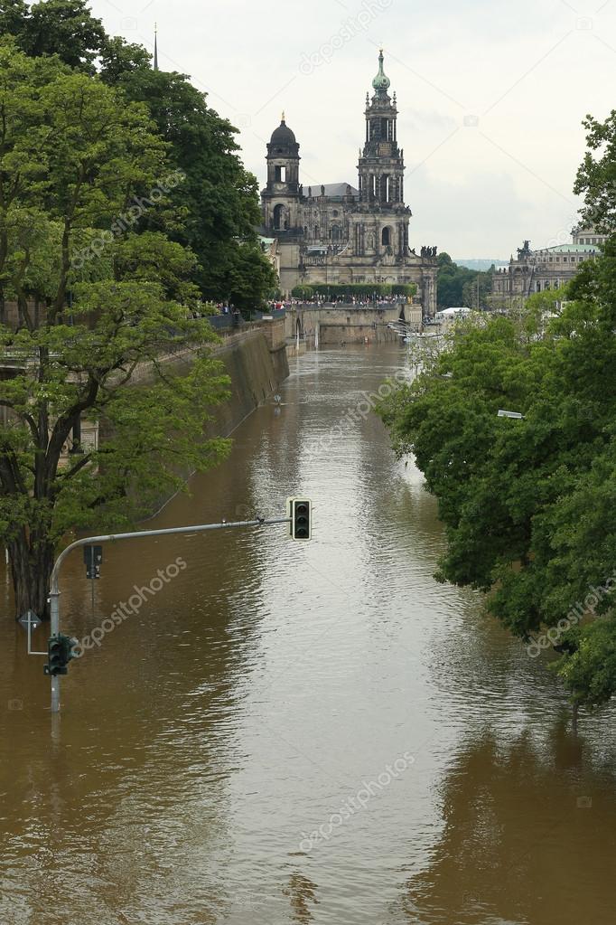 flood in Dresden 2013 
