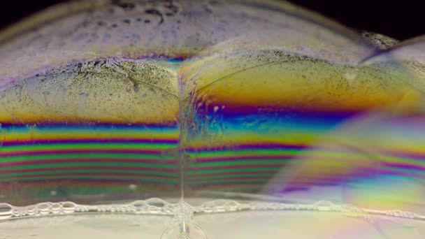 Kleurrijke zeepbellen — Stockvideo