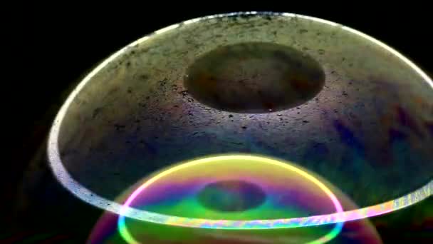 Bulle de savon sous forme d'oeil — Video