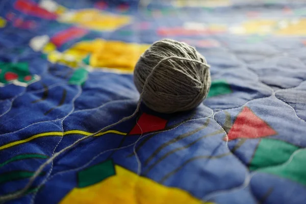 Gray ball of threads for knitting — Stock Photo, Image