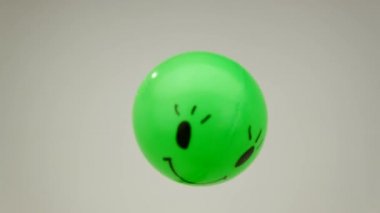 gülümseme bir hava akımı döndürür