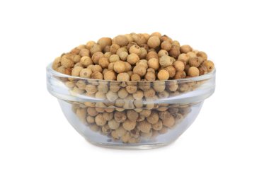 beyaz izole fesleğen