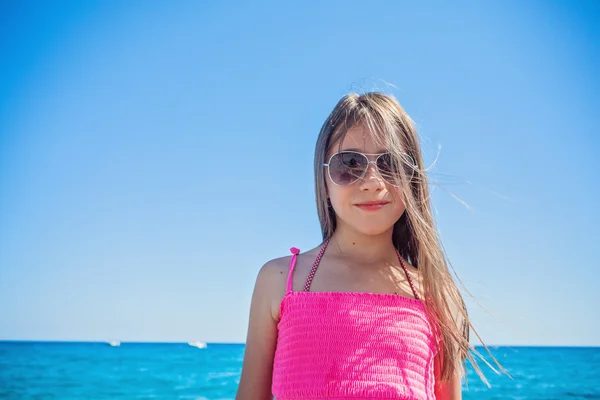 Teen posing on a beach — Stock Photo, Image