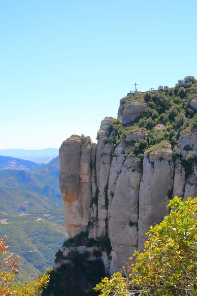 Cross on the mountain of Montserrat. — Stock Photo, Image