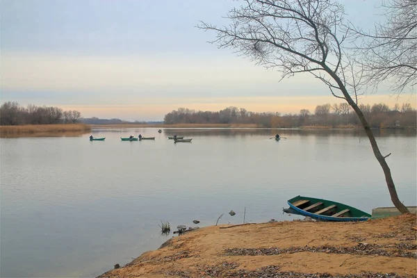 Foto Pescadores Estão Pescando Rio Tranquilo Chamado Bug Sul Início — Fotografia de Stock