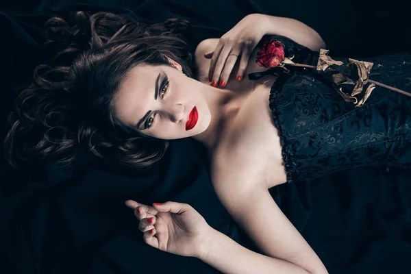 güzel vampir kadın