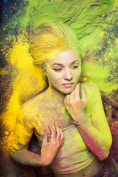 Girl with colored powder — Stock Photo, Image