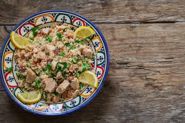 Cibo vegano sulla ciotola — Foto Stock