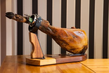 İspanyol Iberico jambon