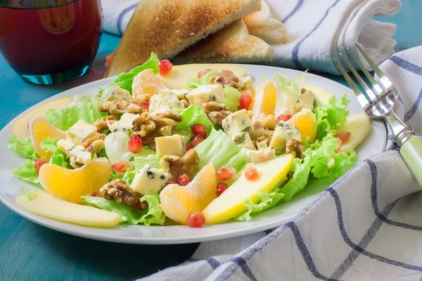 Fresh salad — Stock Photo, Image